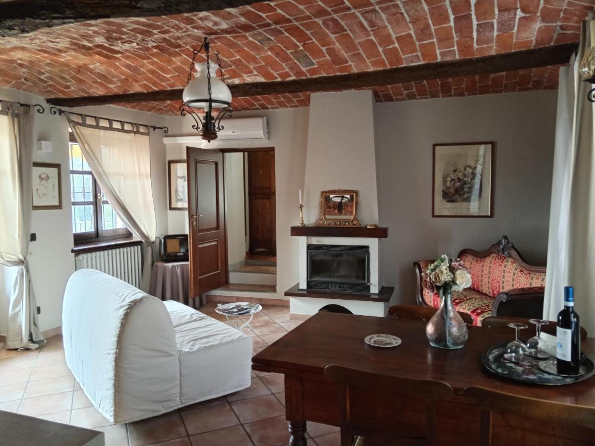 Teresa Al Belvedere Rooms&Holidayapartments Camere&Appartamenti Castellinaldo Buitenkant foto
