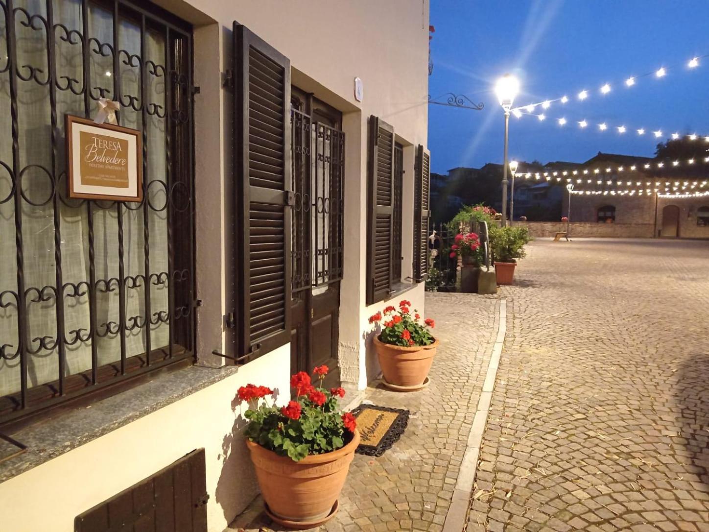 Teresa Al Belvedere Rooms&Holidayapartments Camere&Appartamenti Castellinaldo Buitenkant foto