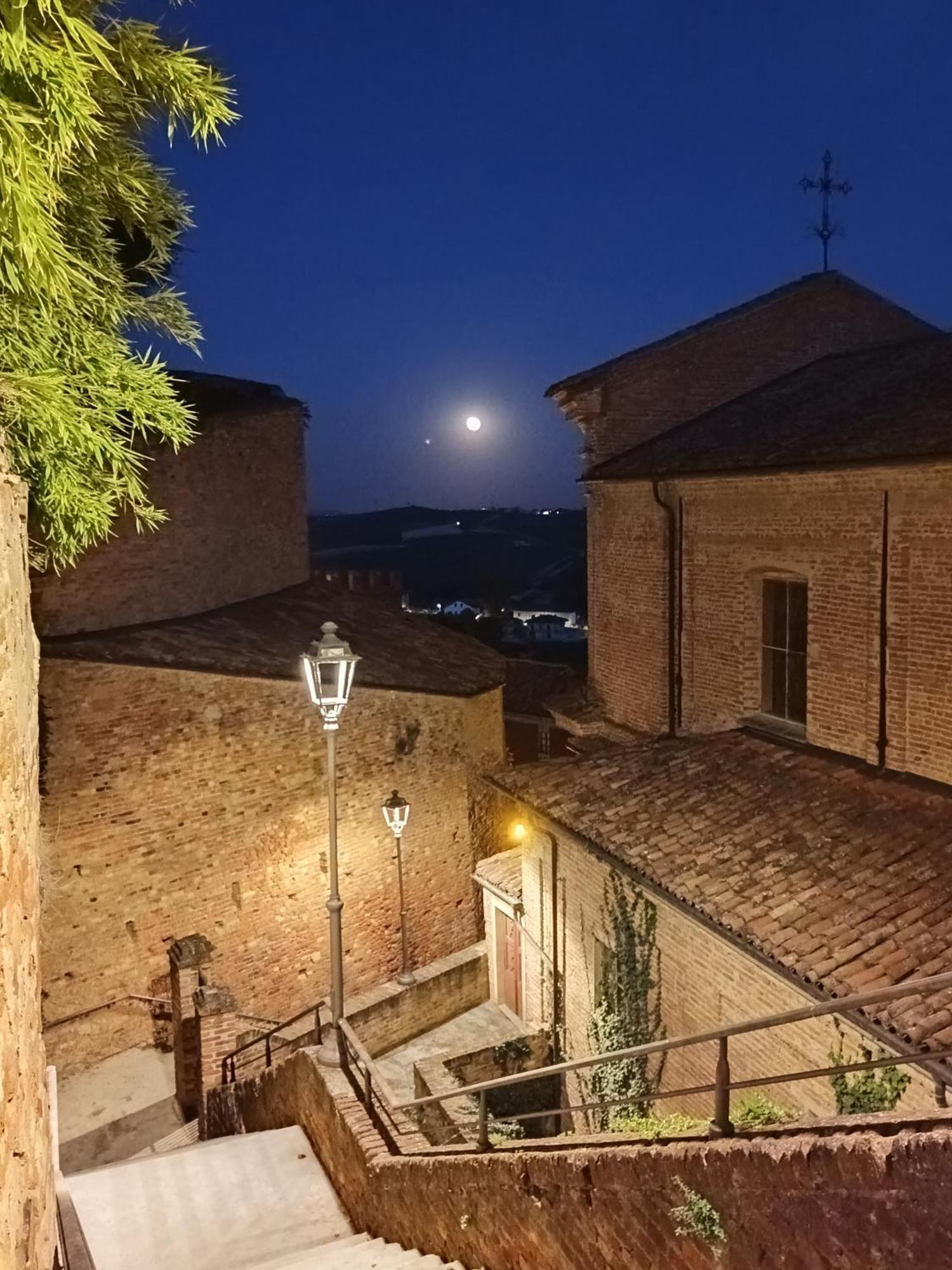 Teresa Al Belvedere Rooms&Holidayapartments Camere&Appartamenti Castellinaldo Buitenkant foto
