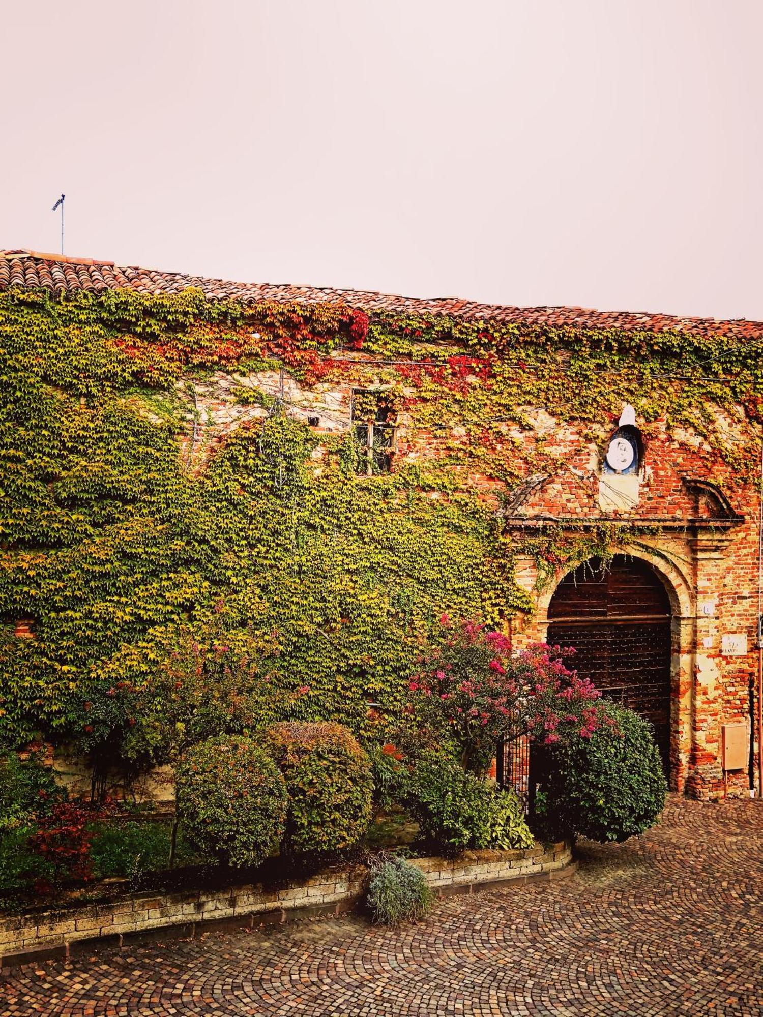 Teresa Al Belvedere Rooms&Holidayapartments Camere&Appartamenti Castellinaldo Buitenkant foto