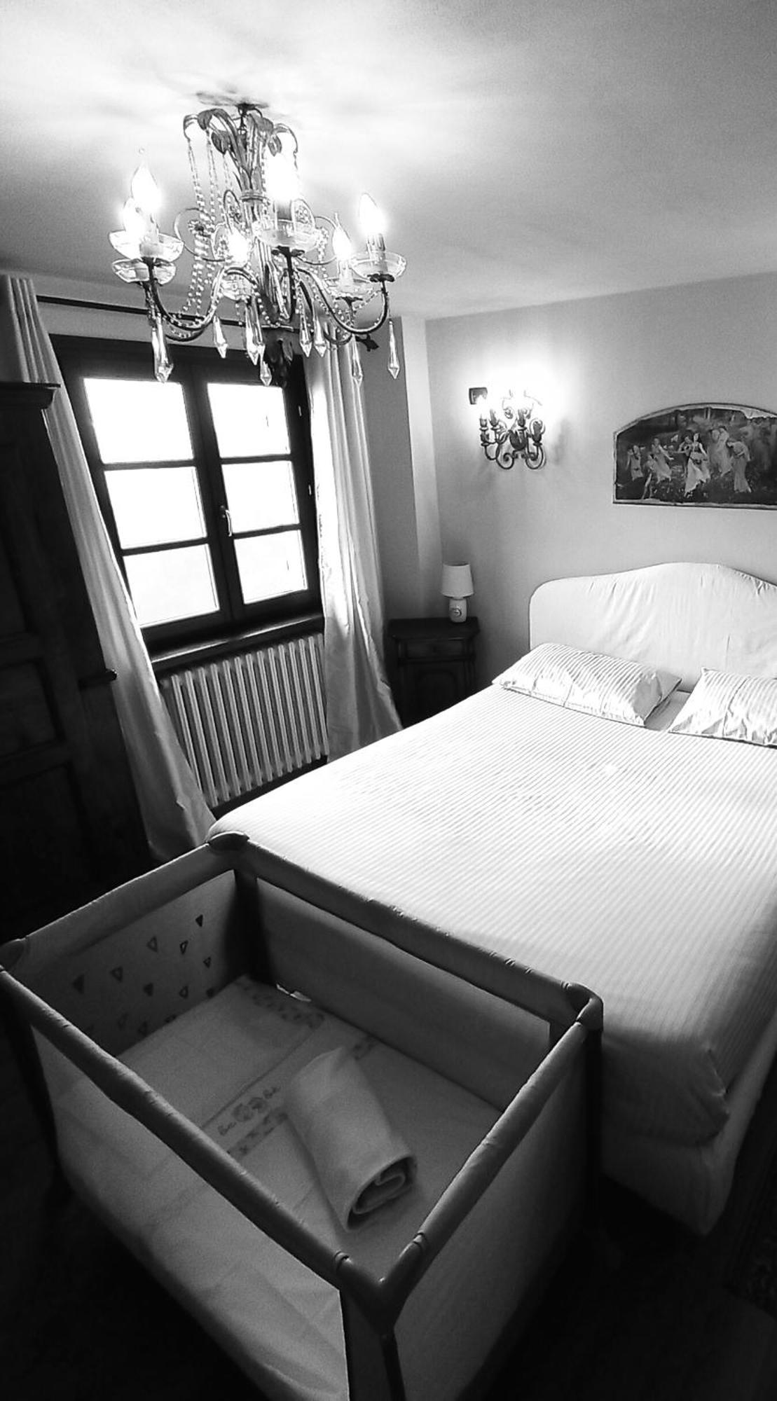 Teresa Al Belvedere Rooms&Holidayapartments Camere&Appartamenti Castellinaldo Buitenkant foto