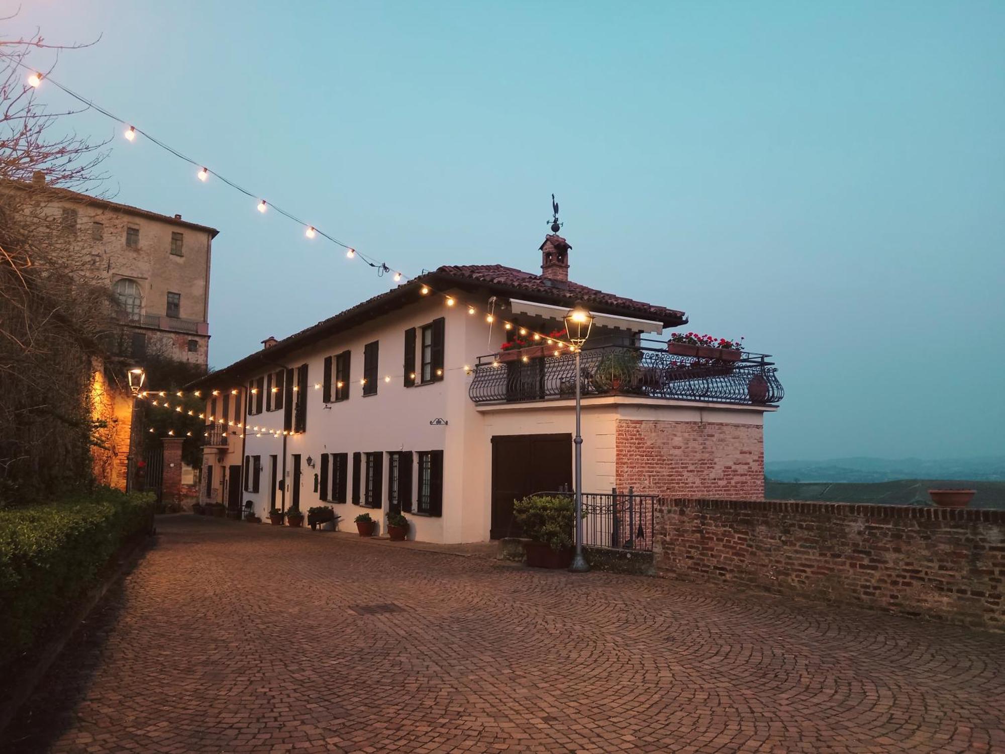 Teresa Al Belvedere Rooms&Holidayapartments Camere&Appartamenti Castellinaldo Buitenkant foto